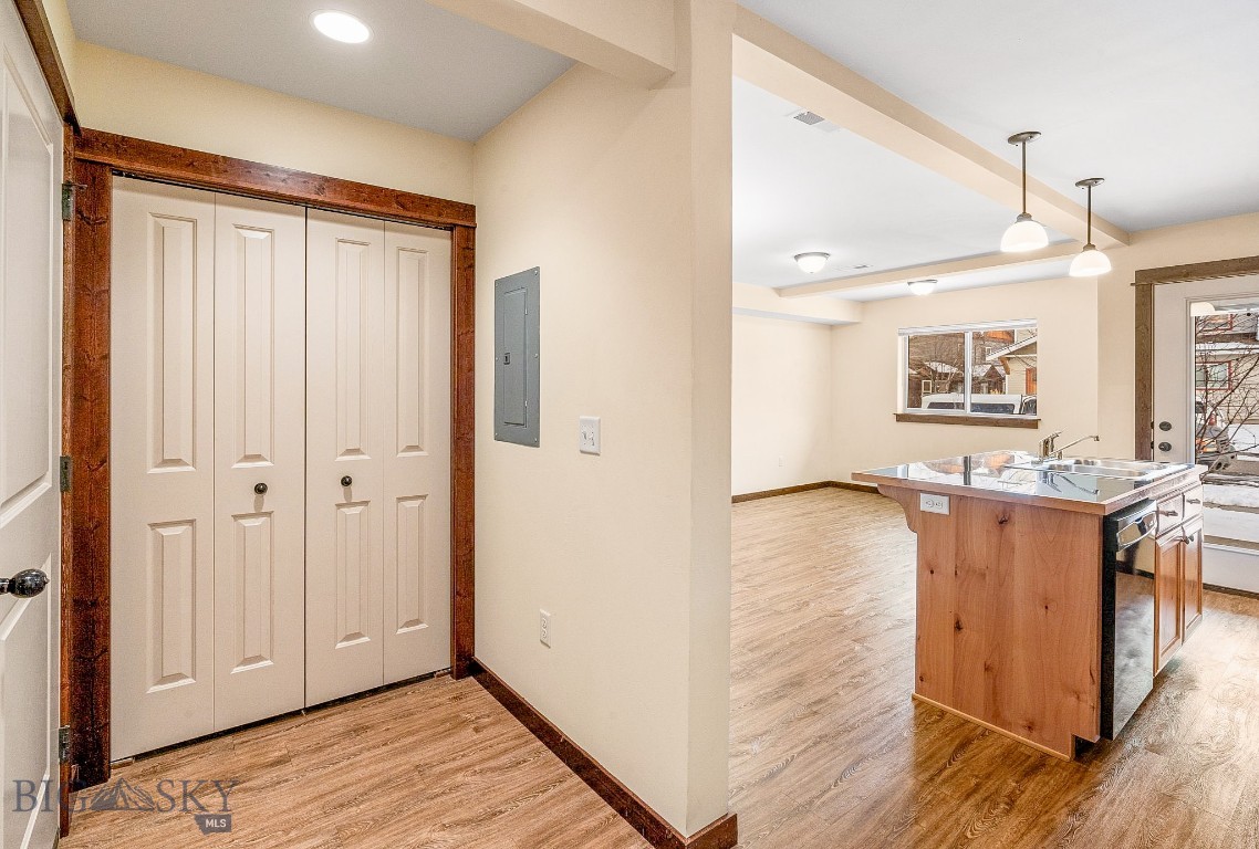 2755 Fen Way B