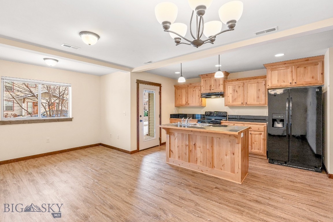 2755 Fen Way B