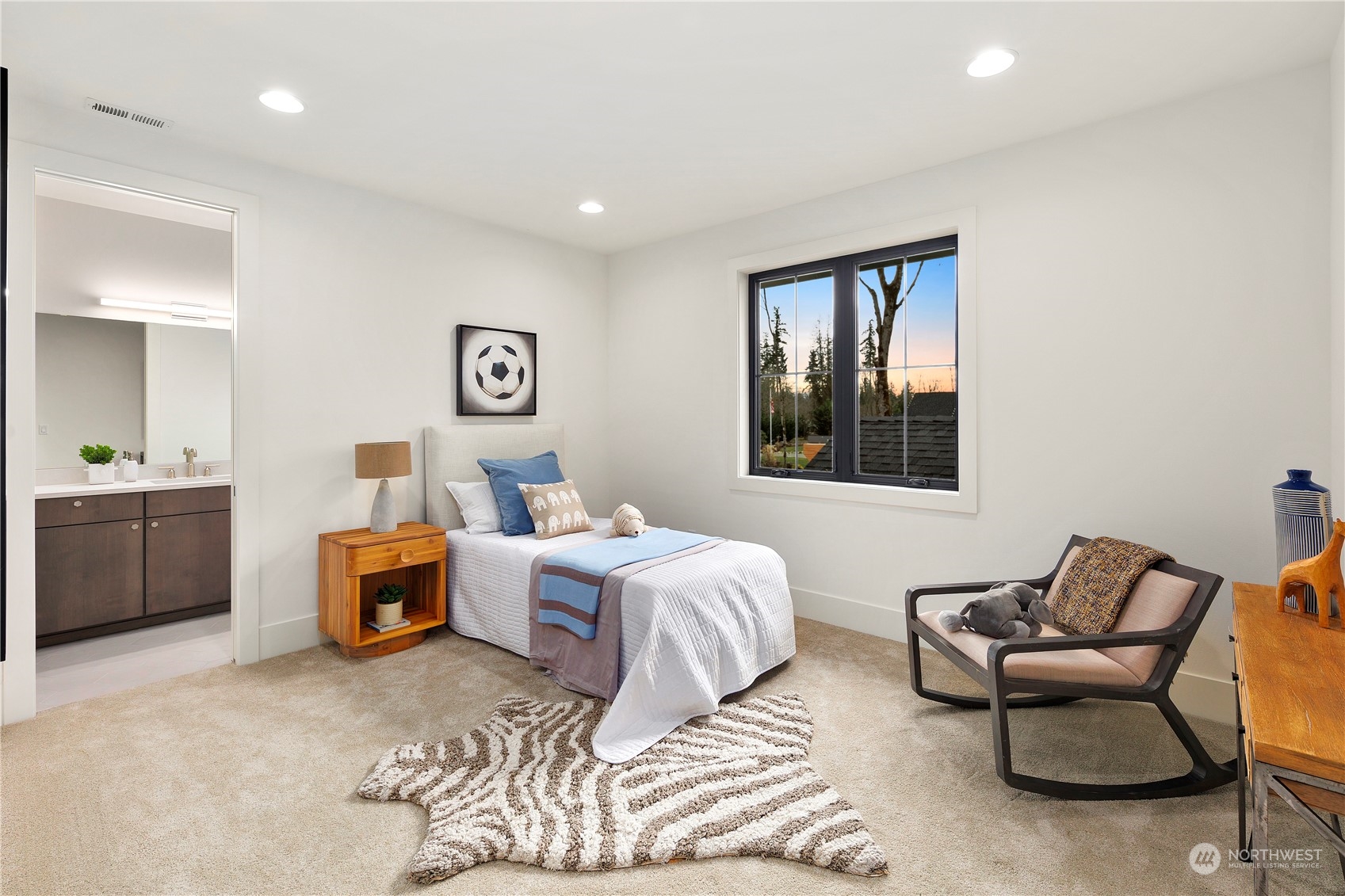 26 xxx SE 152nd Street
