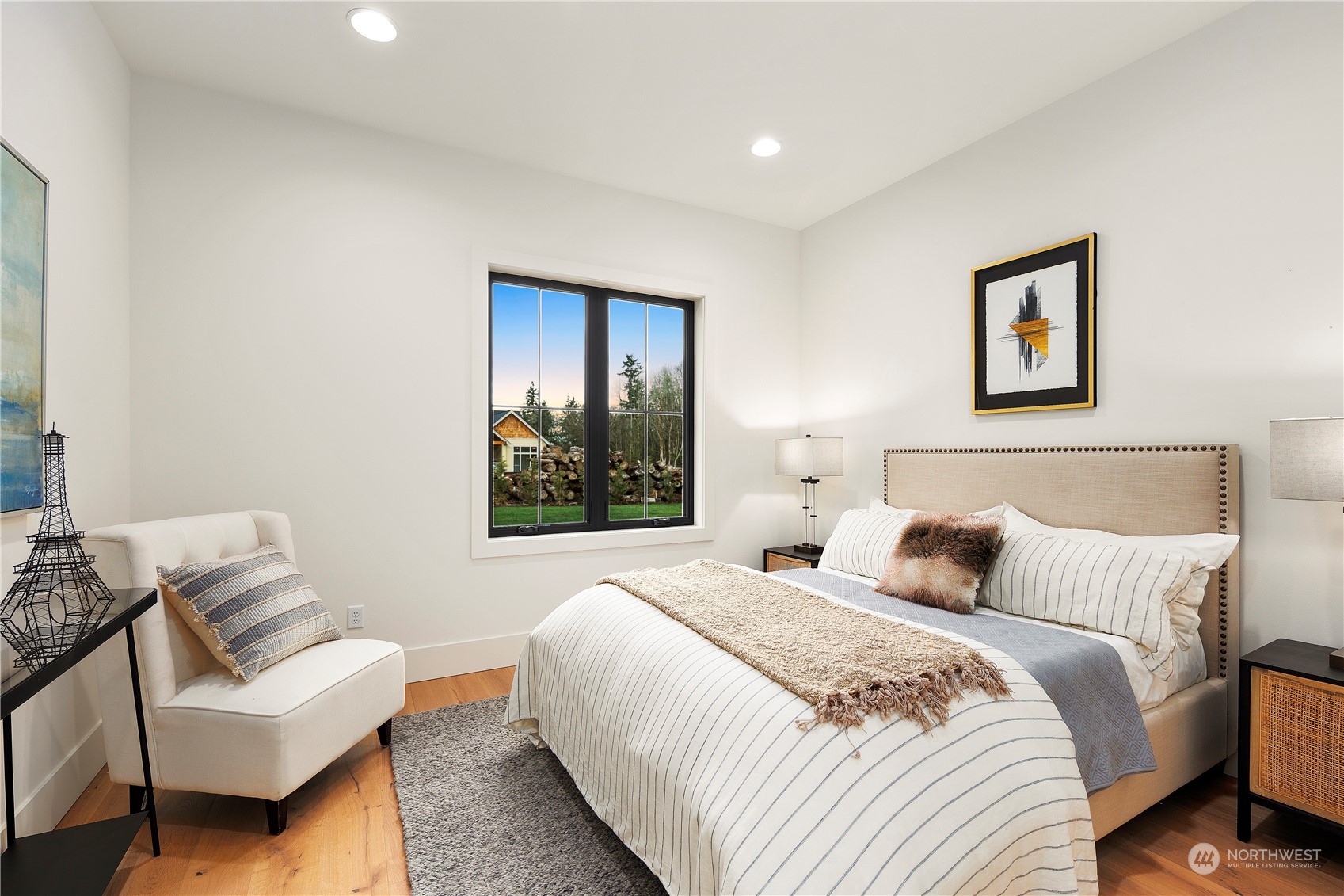 26 xxx SE 152nd Street