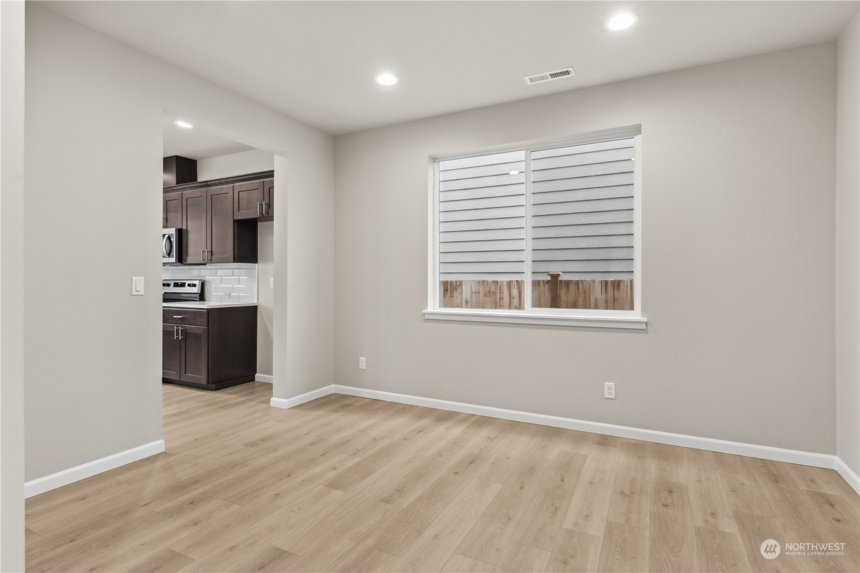 16612 8th Avenue E Unit: 8