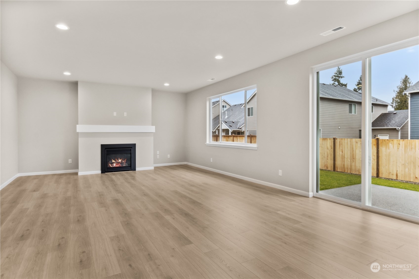16612 8th Avenue E Unit: 8