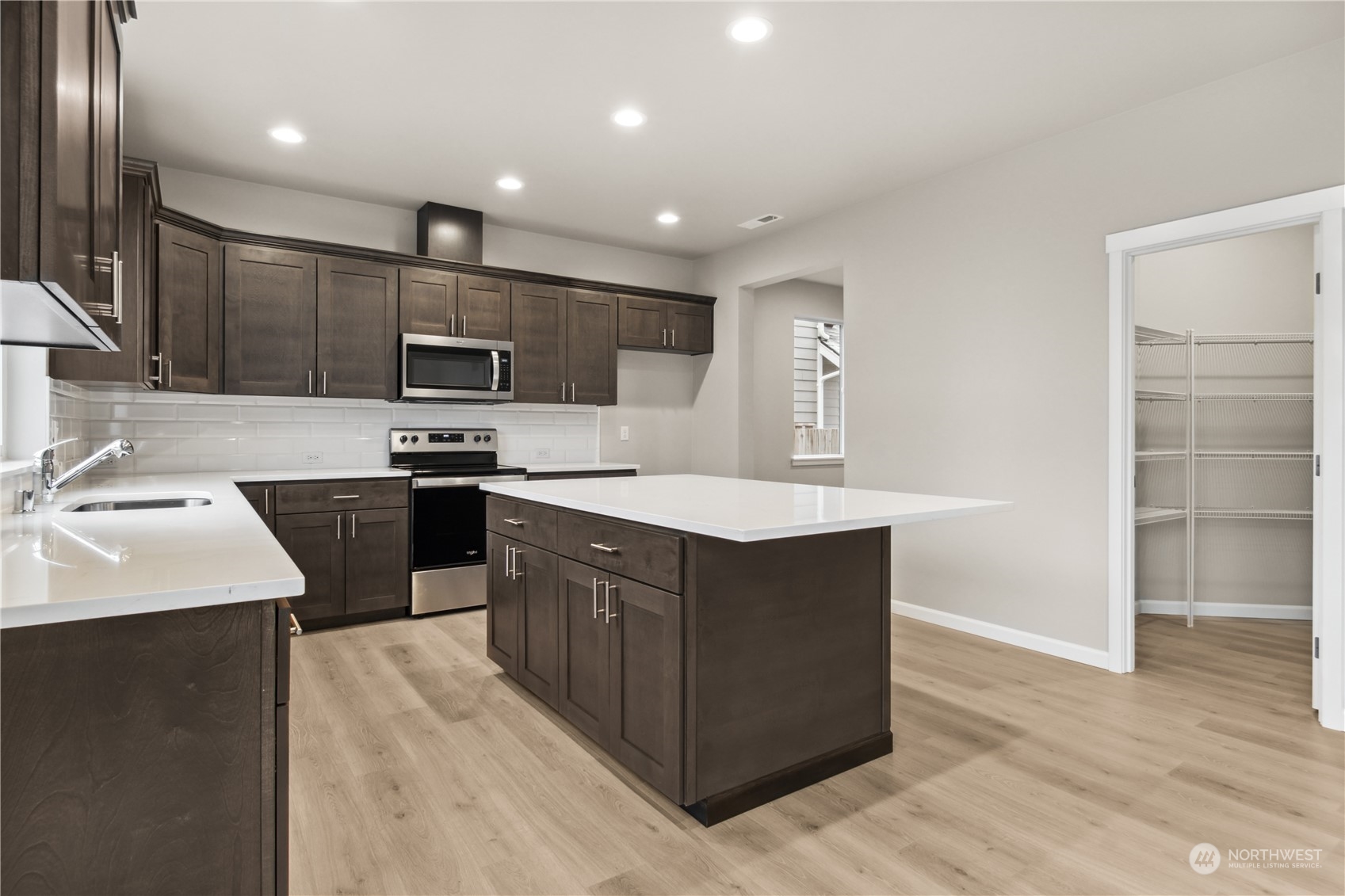 16612 8th Avenue E Unit: 8