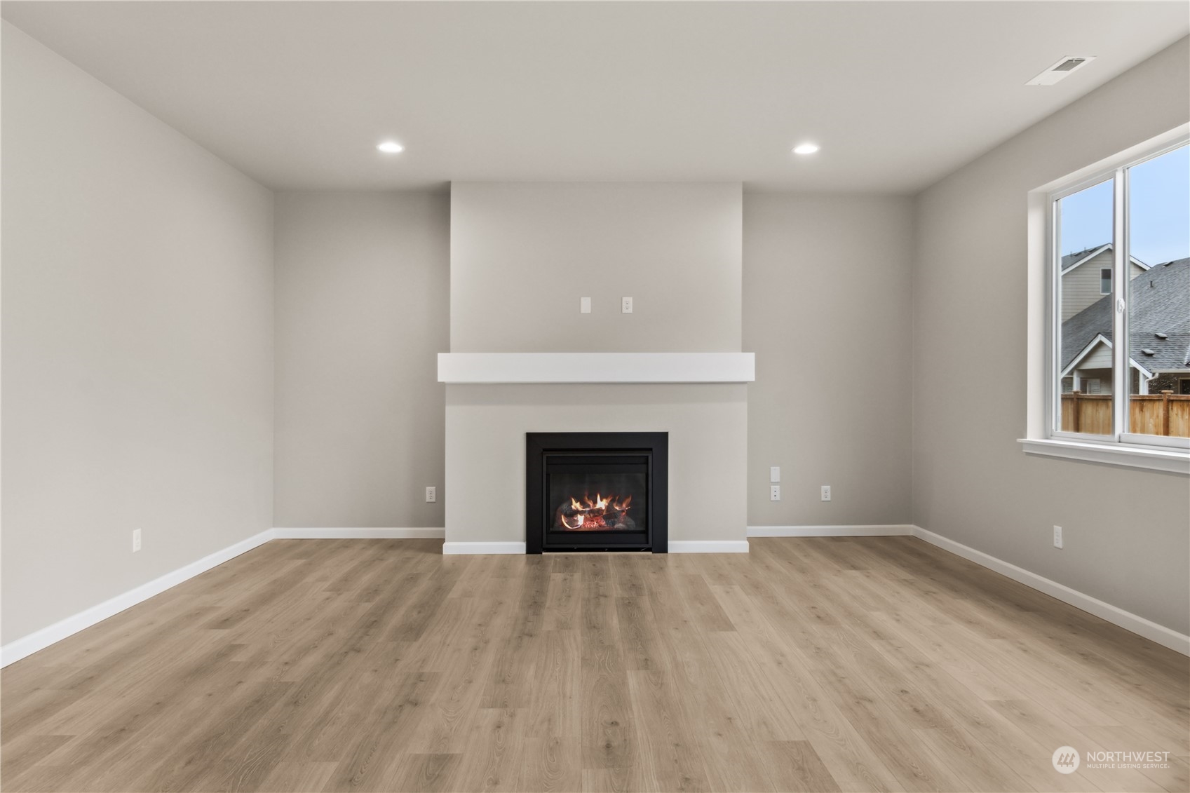16612 8th Avenue E Unit: 8