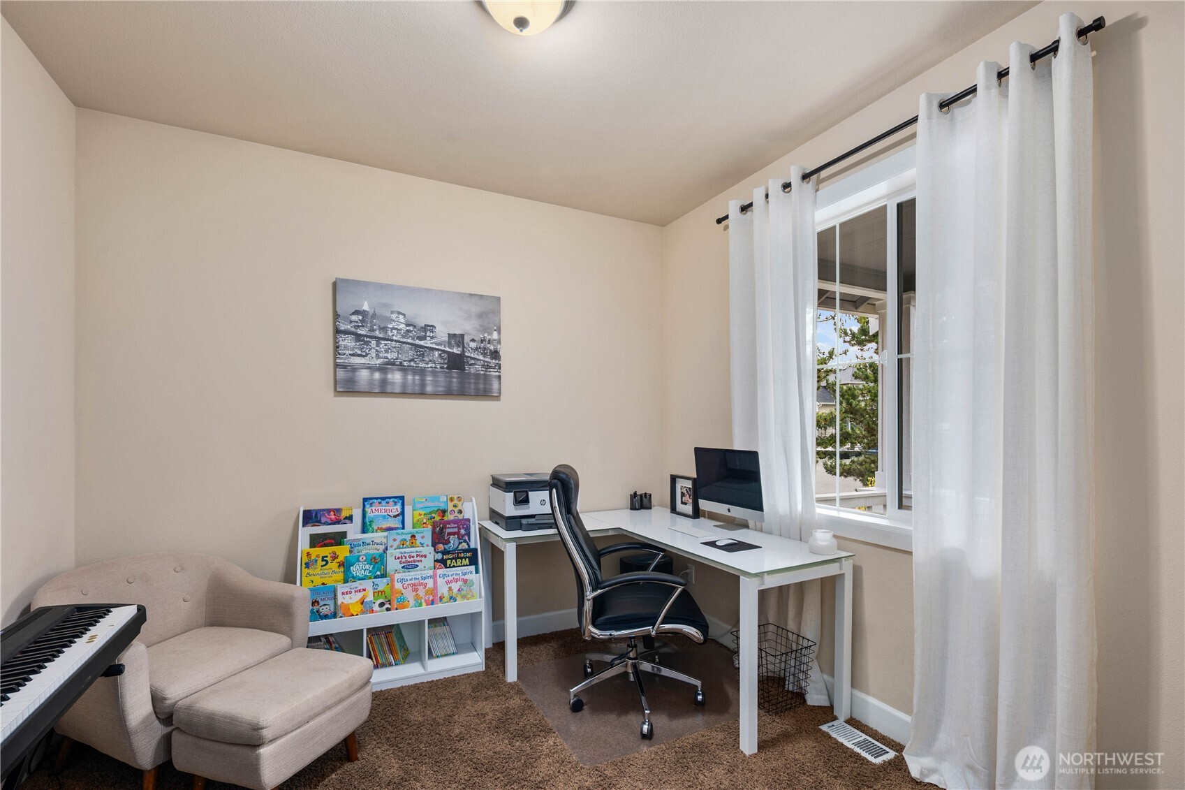 6608 Douglas Avenue SE