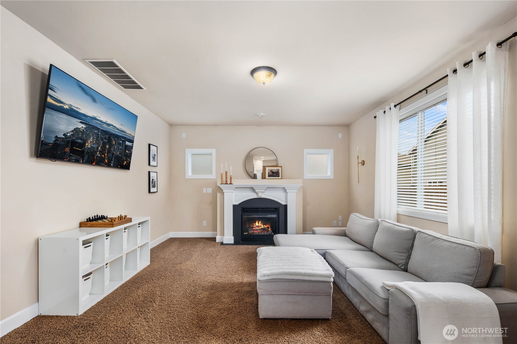 6608 Douglas Avenue SE