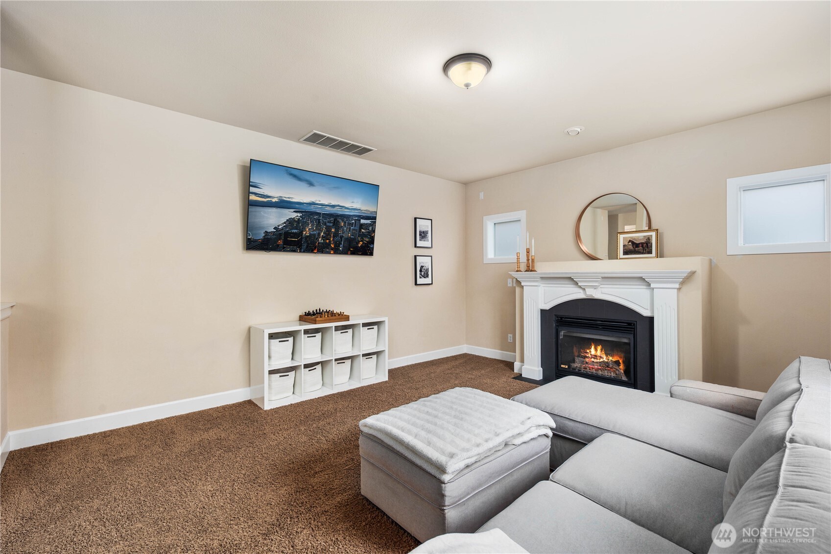 6608 Douglas Avenue SE