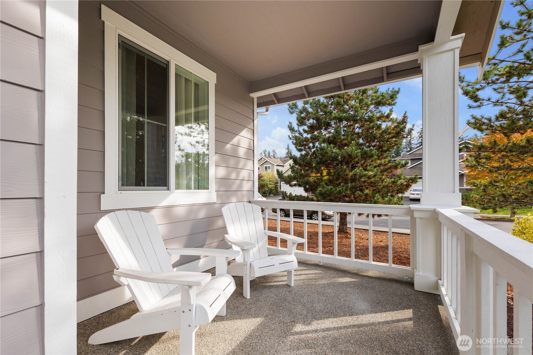 6608 Douglas Avenue SE