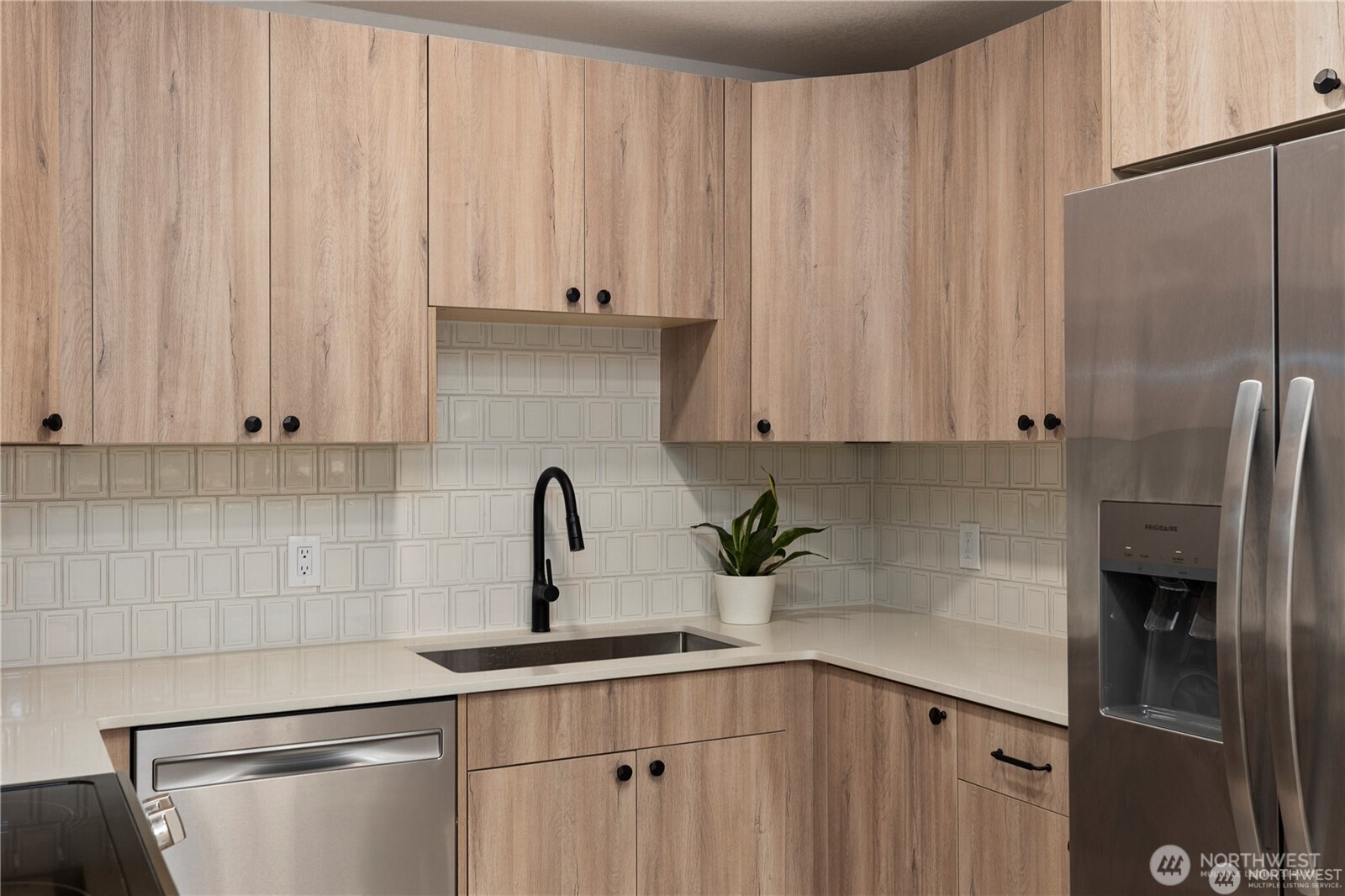 11109 Jovita Boulevard E