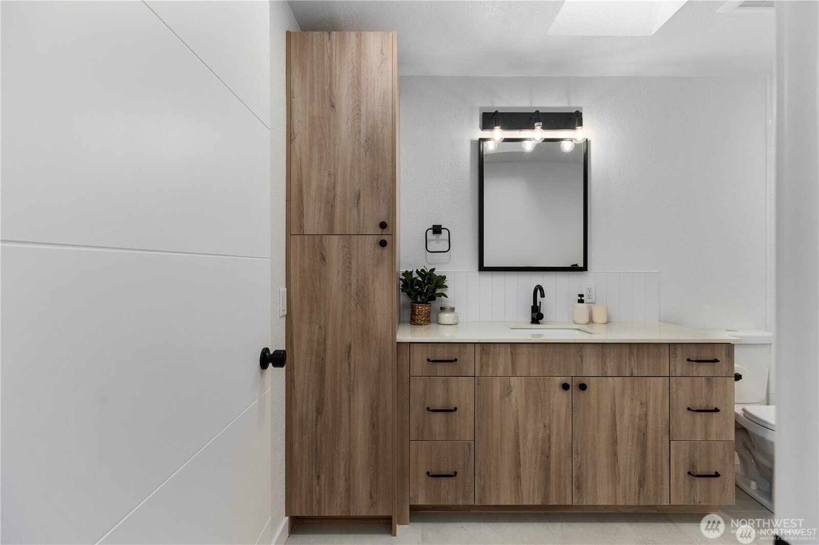 11109 Jovita Boulevard E