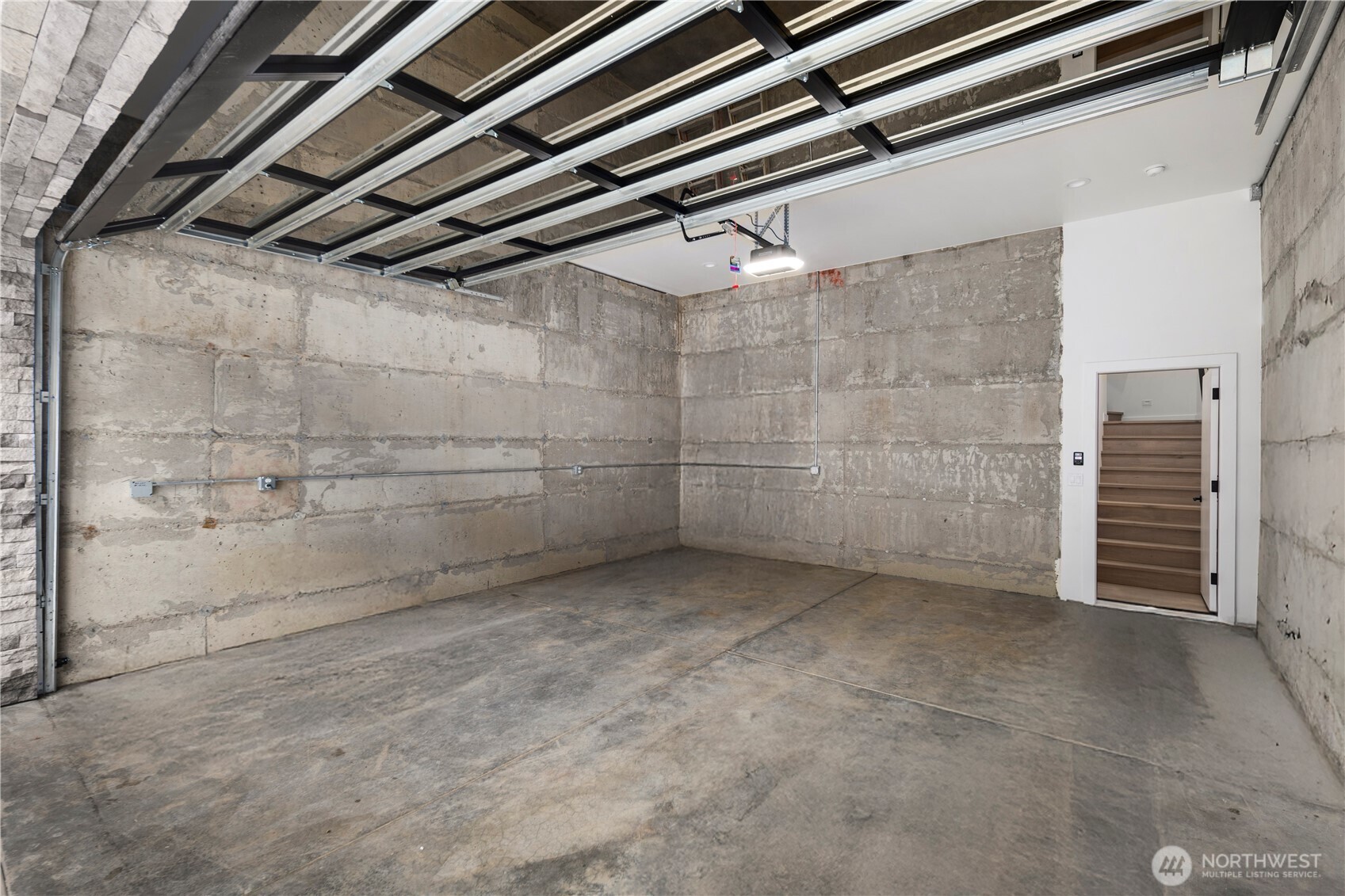 2410 Everett Avenue E