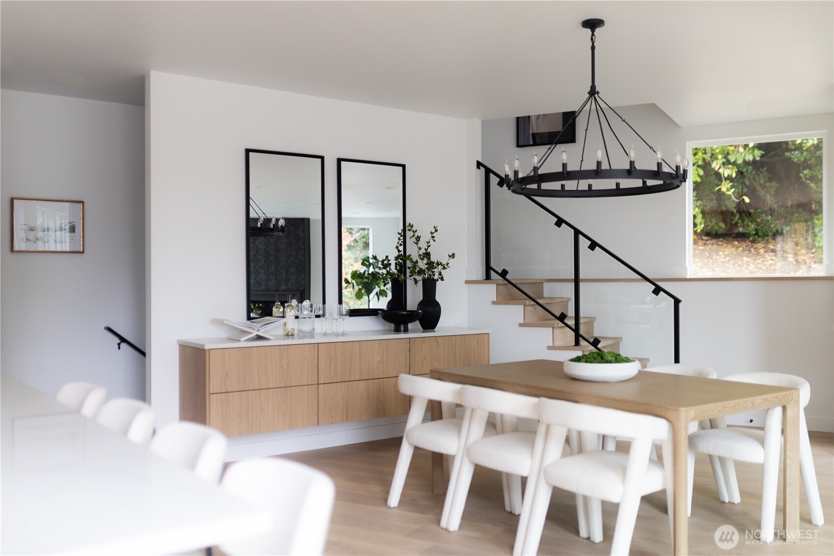 2410 Everett Avenue E