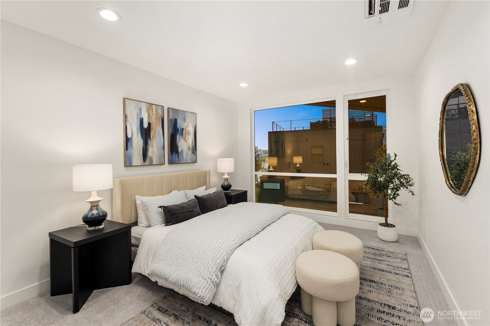 2410 Everett Avenue E