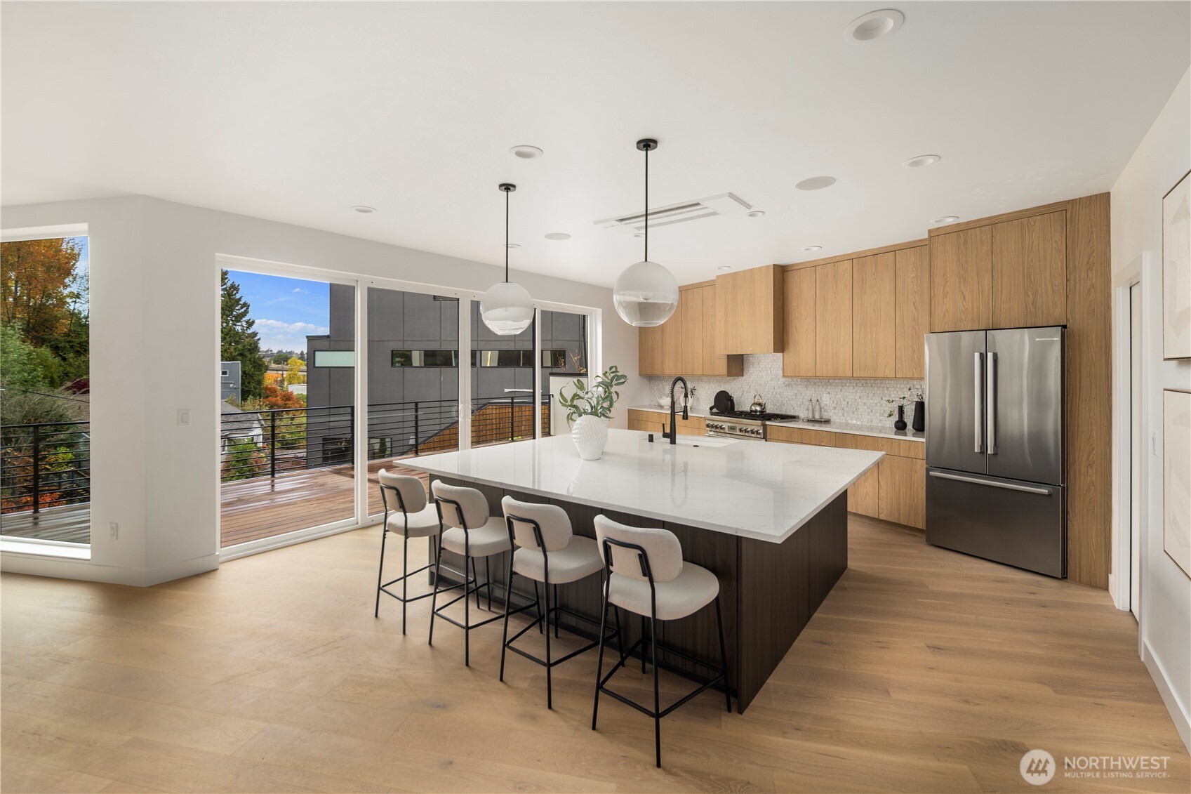 2410 Everett Avenue E