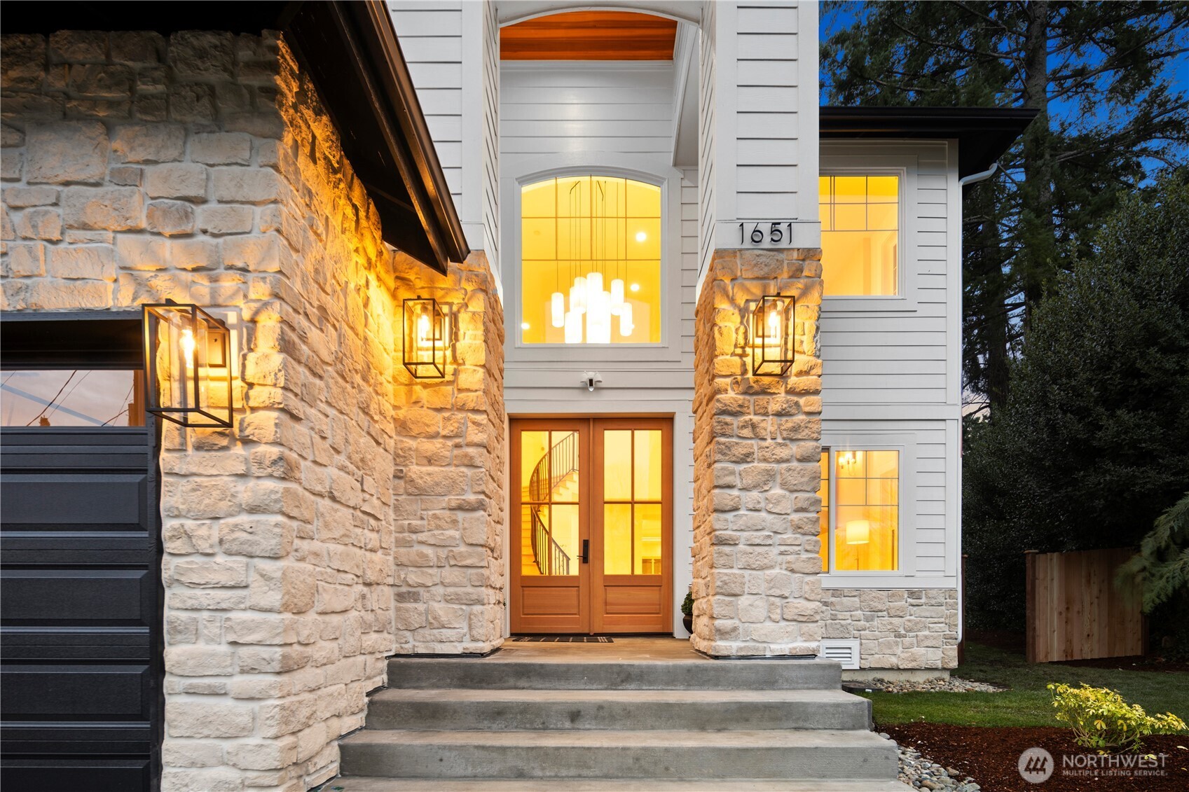 1651 169th Avenue NE