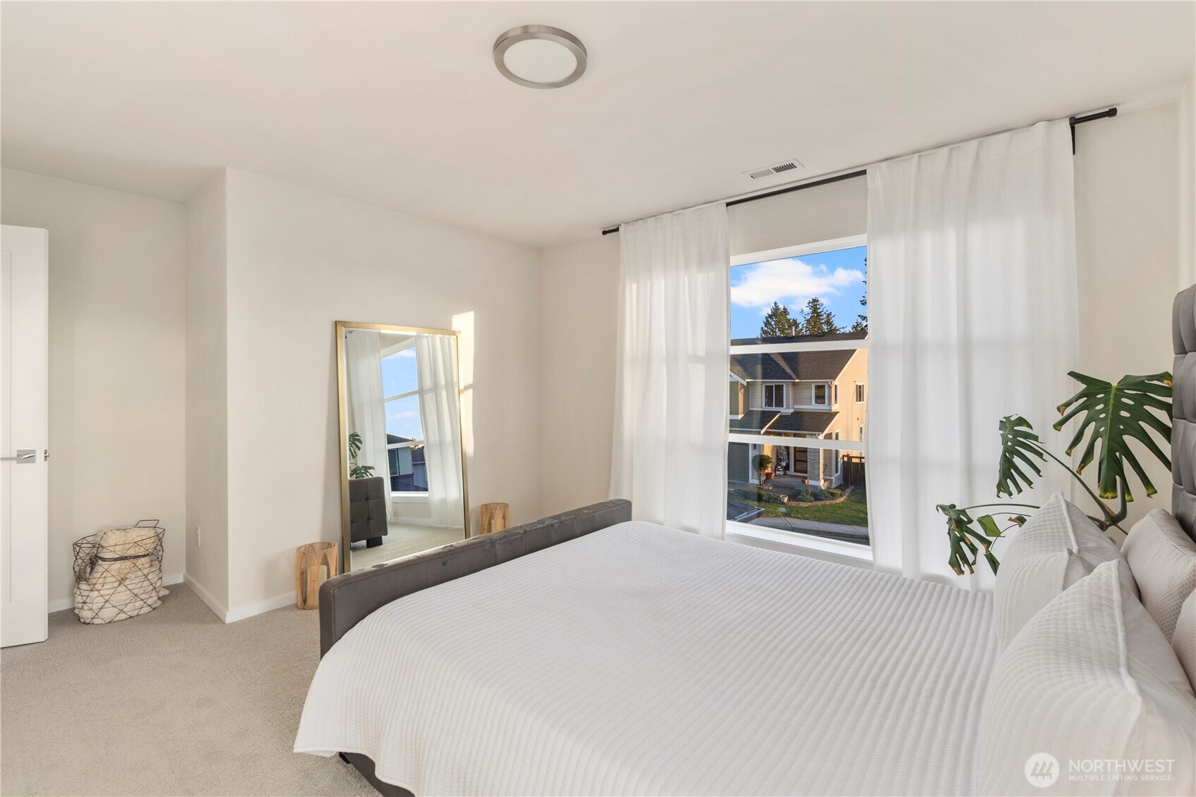 12052 SE 305th Place