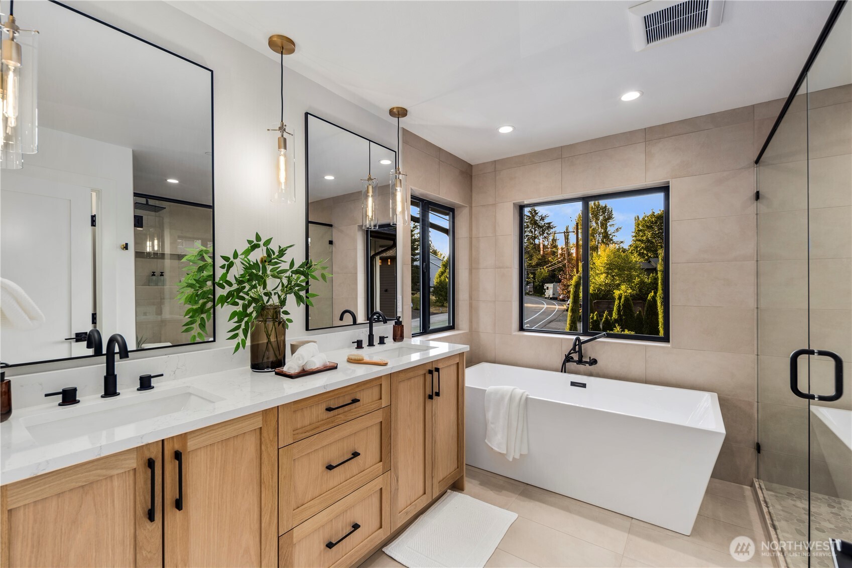 19926 68th Avenue NE