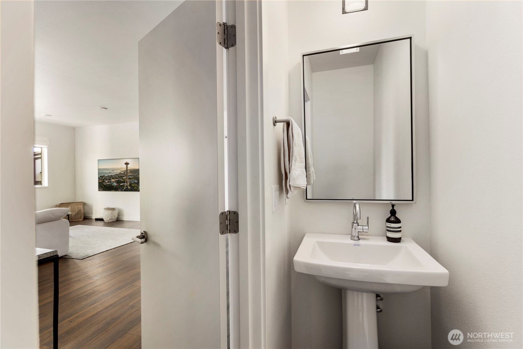 32731 Madrona Avenue SE