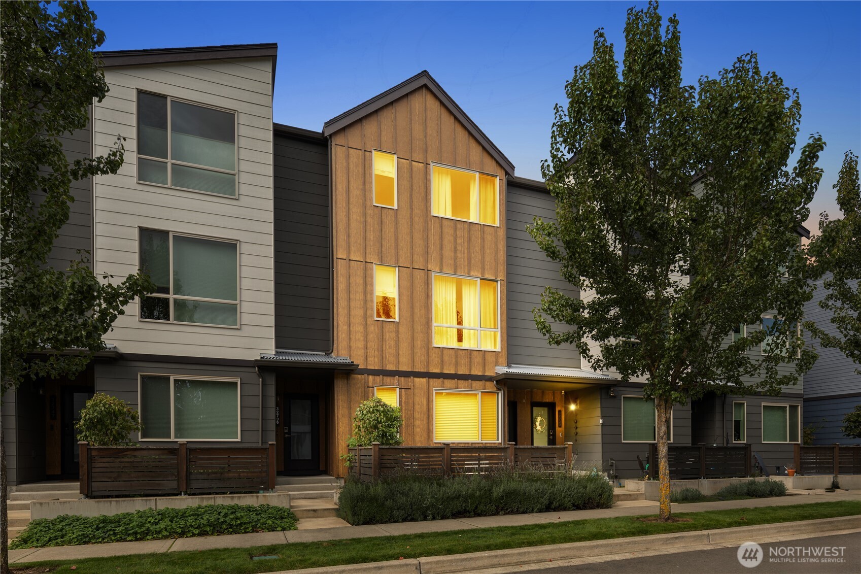 32731 Madrona Avenue SE