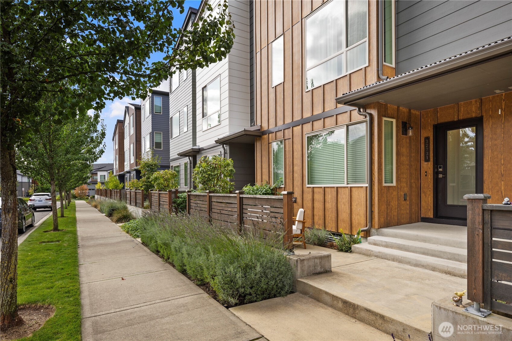 32731 Madrona Avenue SE