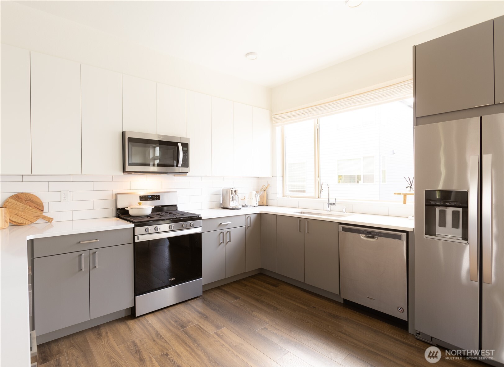 32731 Madrona Avenue SE