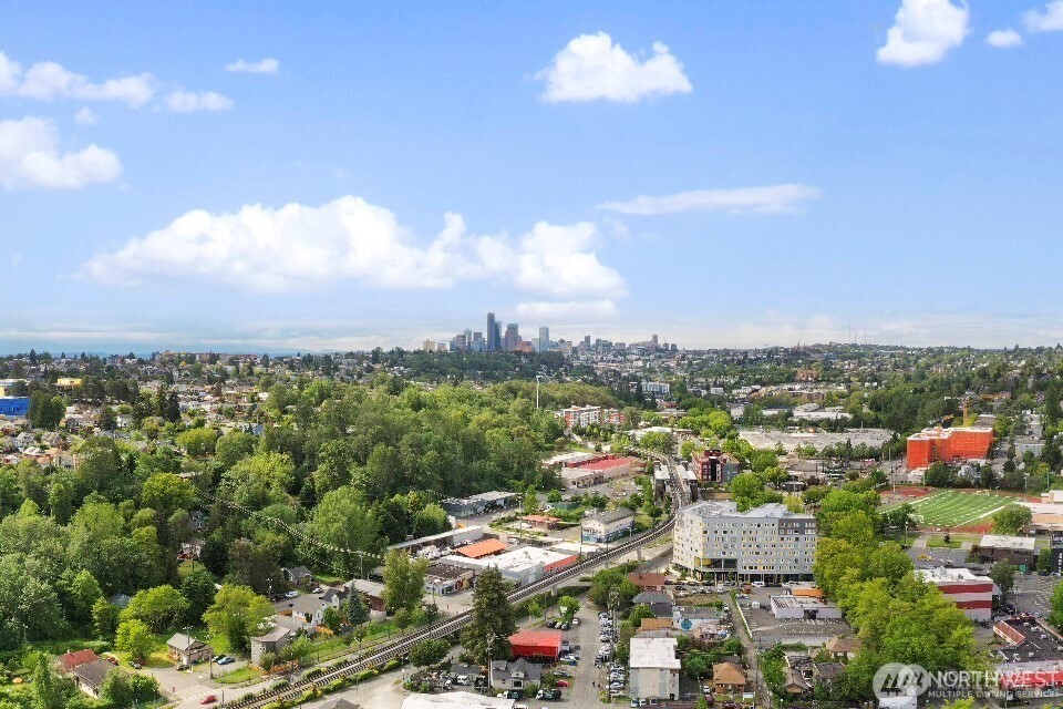 3219 Claremont Avenue S