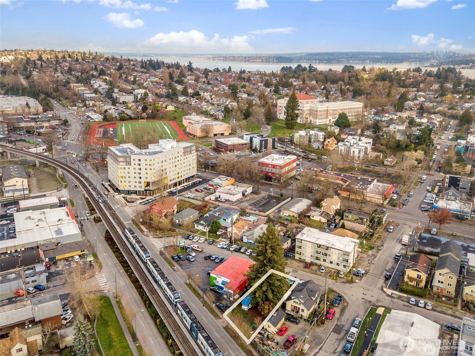 3219 Claremont Avenue S