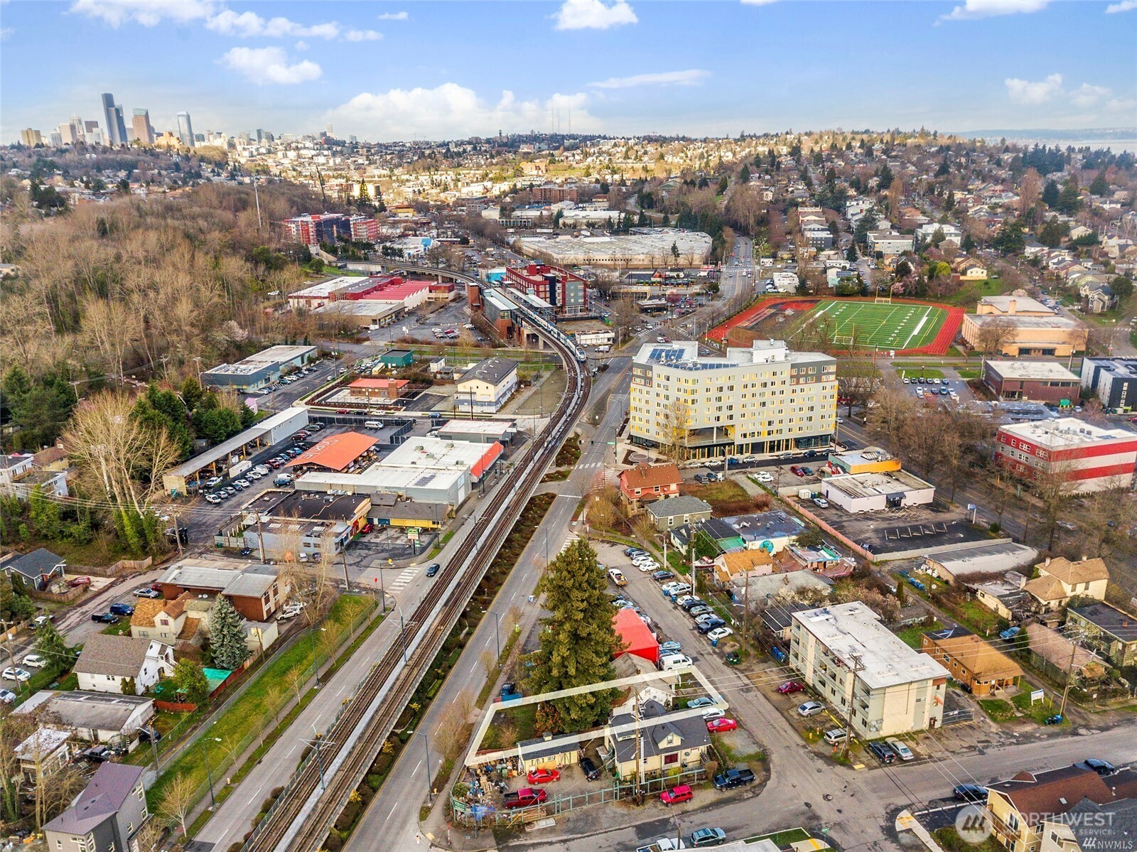 3219 Claremont Avenue S