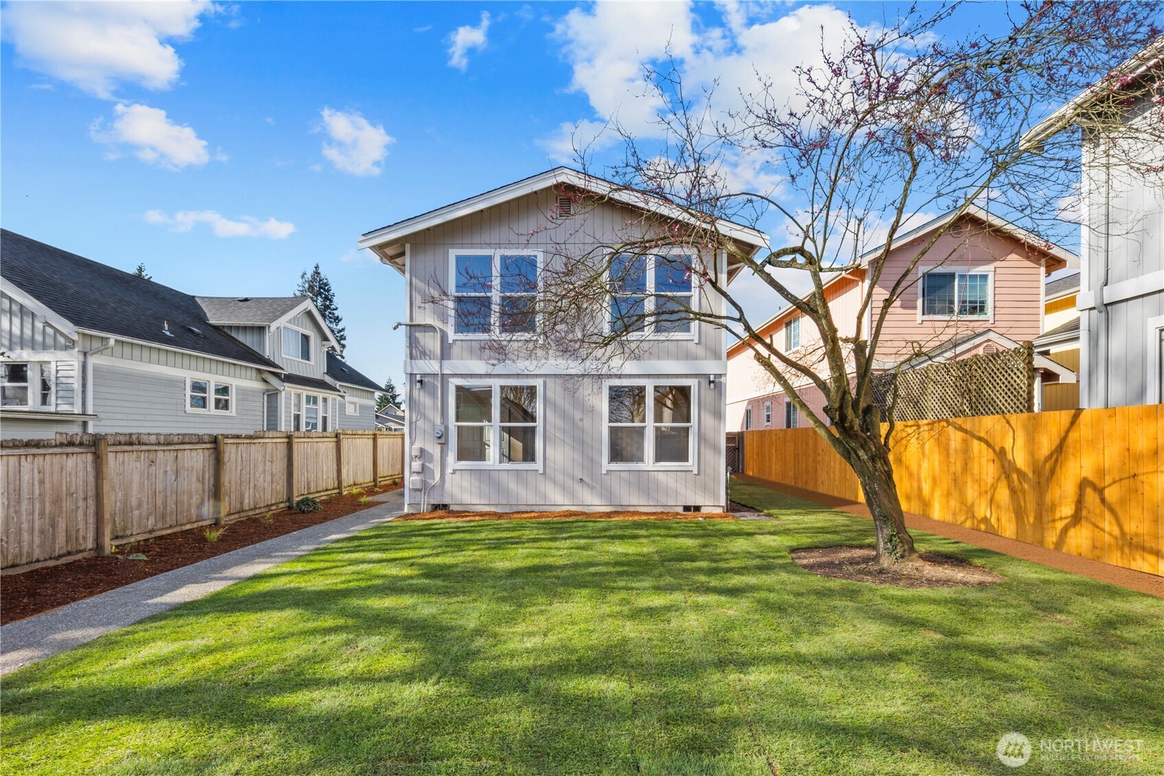 2309 Martin Luther King Jr Way