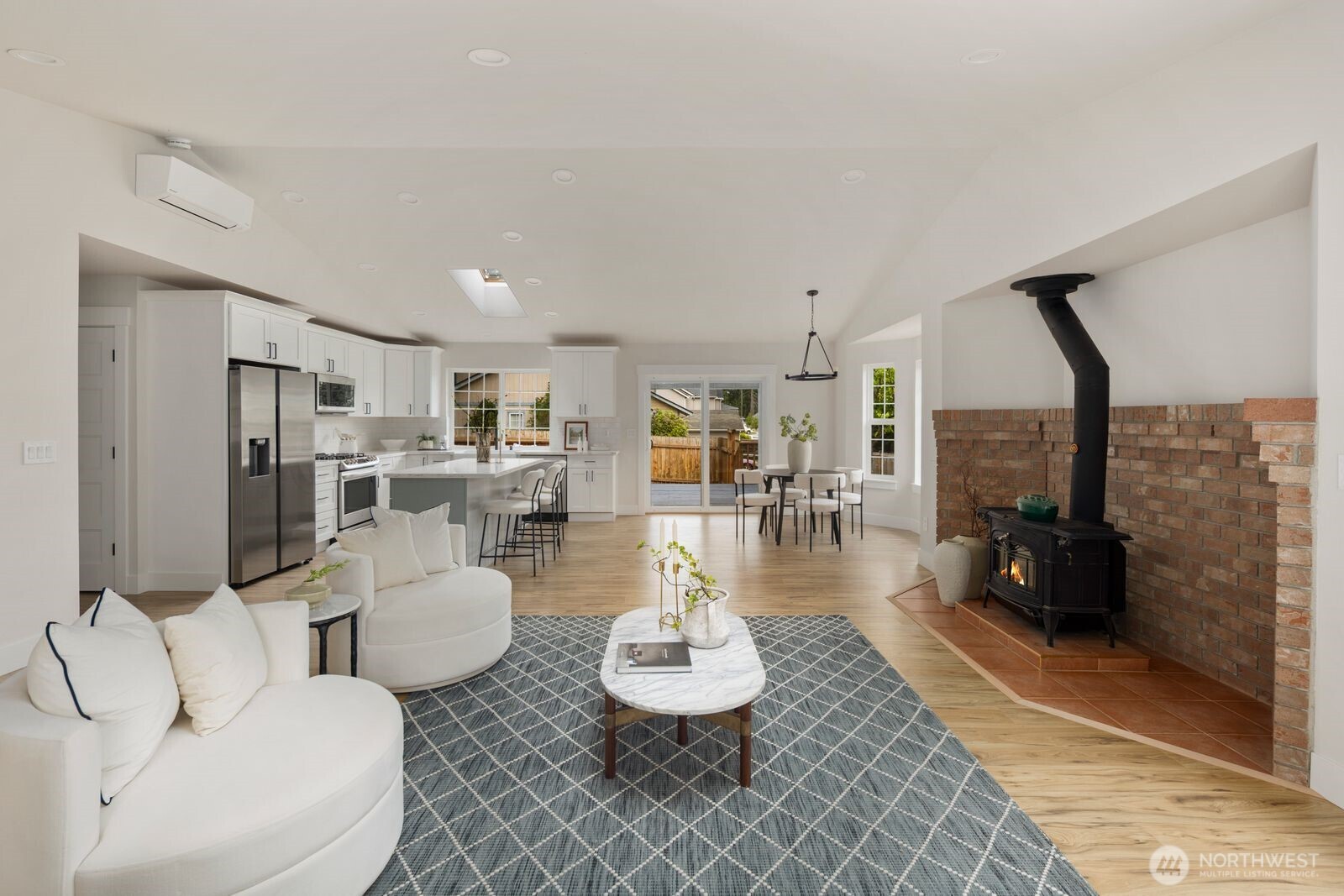 6923 35th Street W