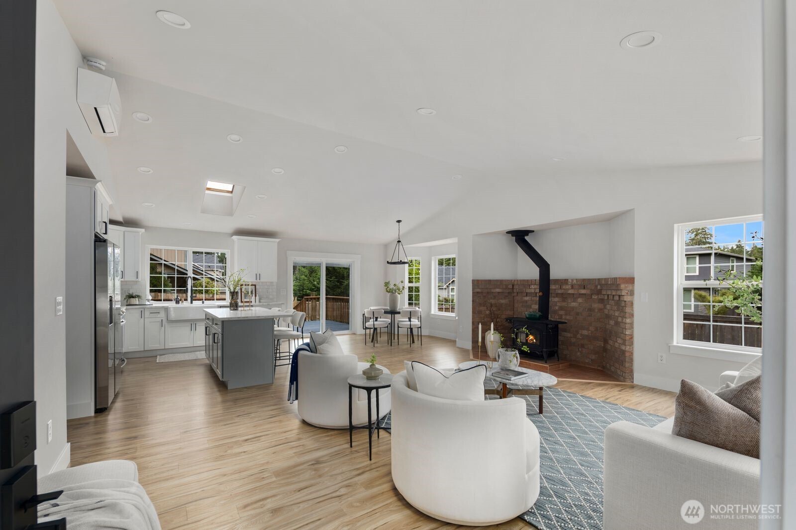 6923 35th Street W