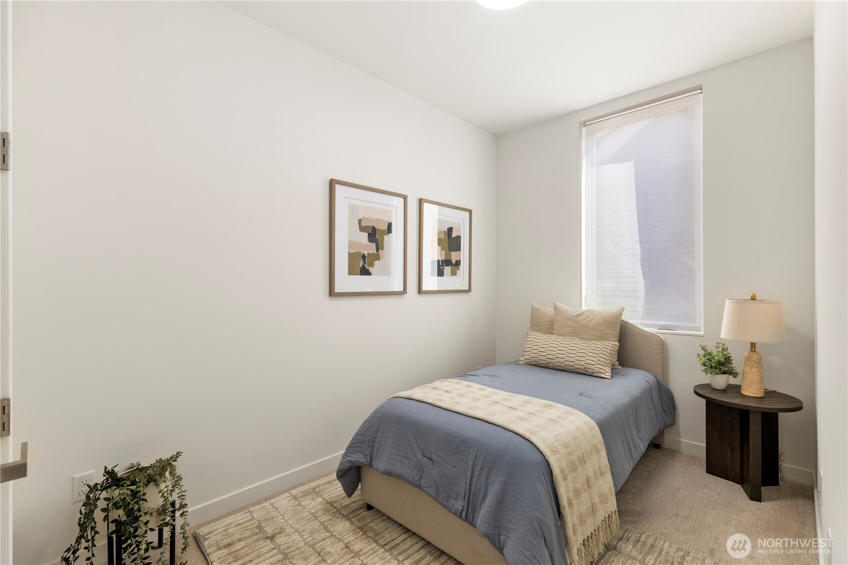 2328 Franklin Avenue E Unit: C