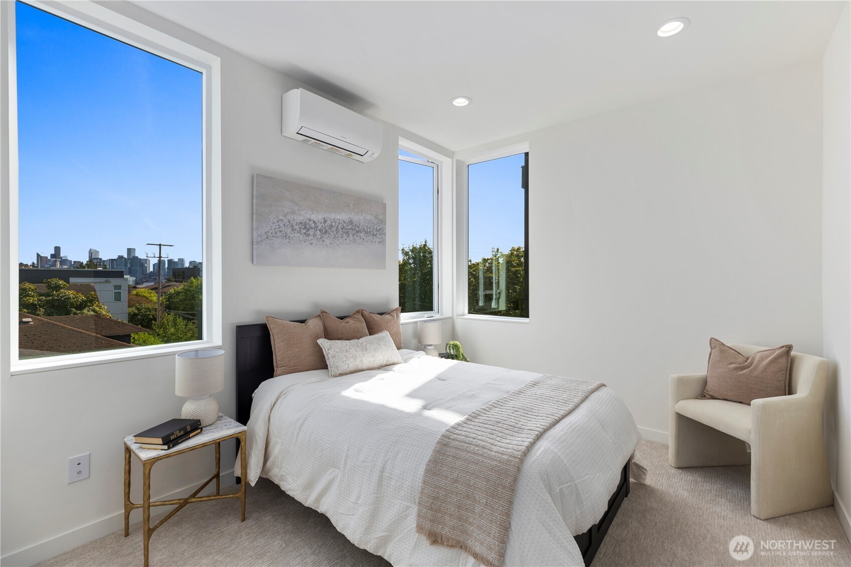 2328 Franklin Avenue E Unit: C