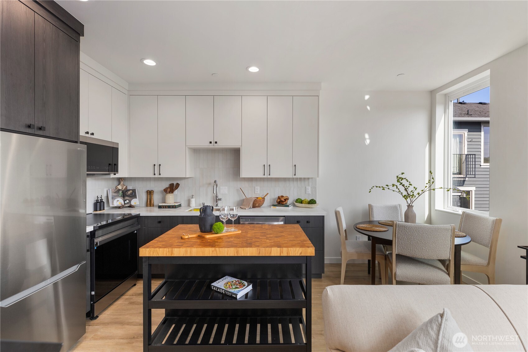 2328 Franklin Avenue E Unit: C