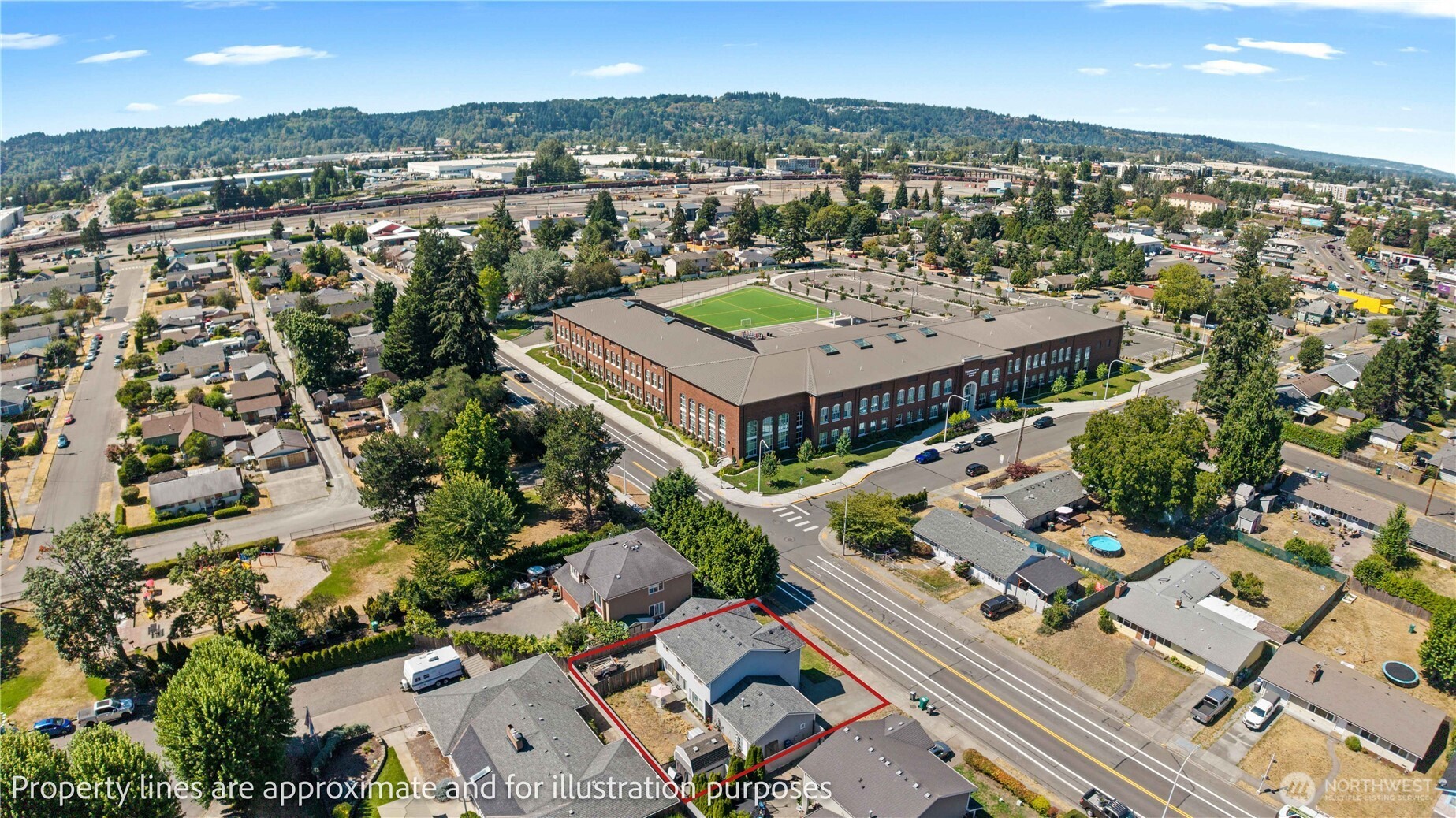 404 12th Street SE