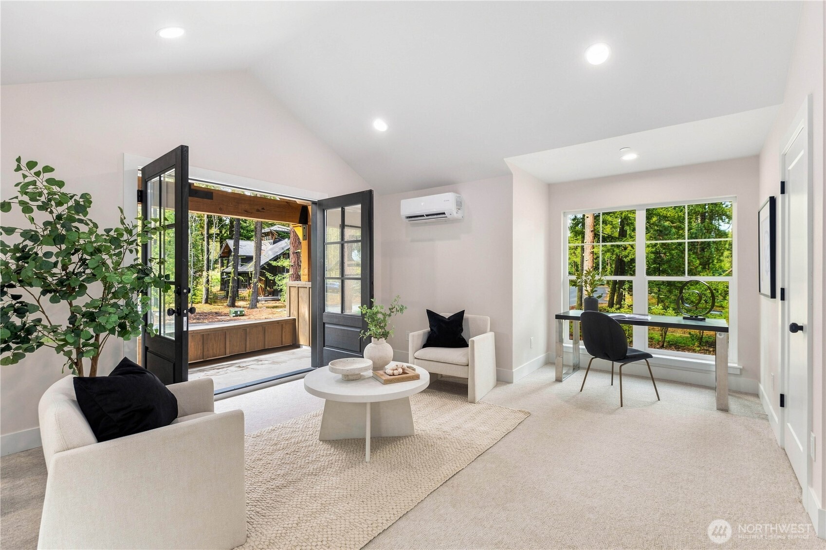 961 Larkspur Loop