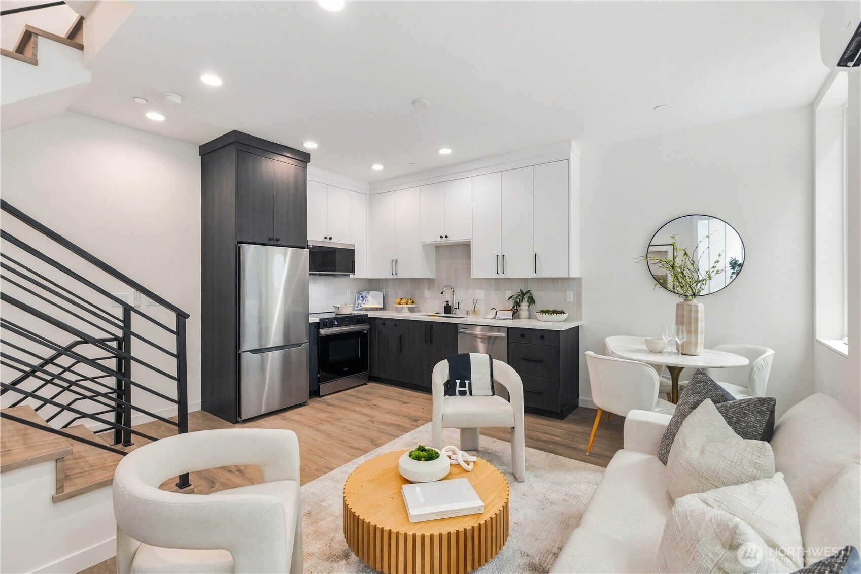 2328 Franklin Avenue E Unit: G