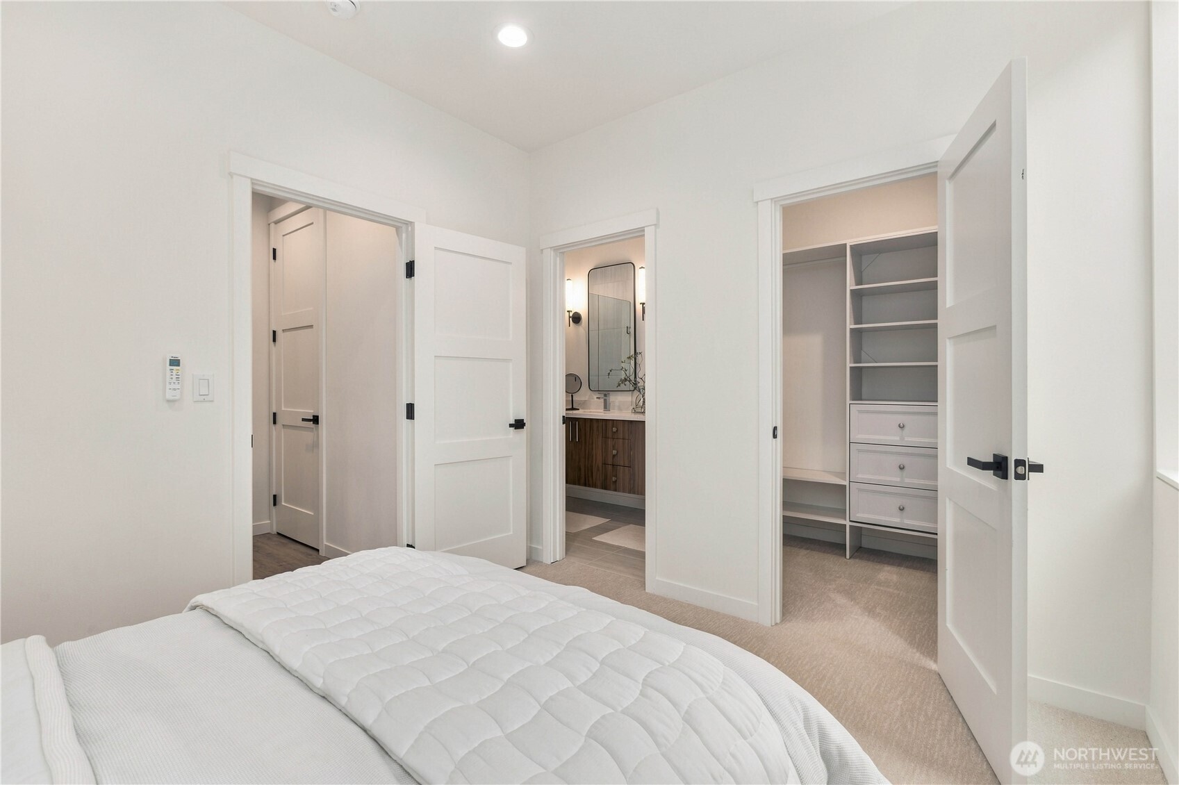 2328 Franklin Avenue E Unit: G