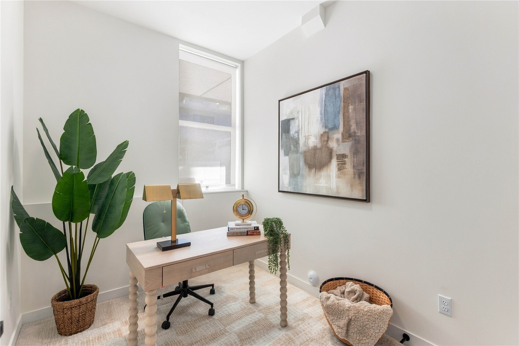 2328 Franklin Avenue E Unit: H