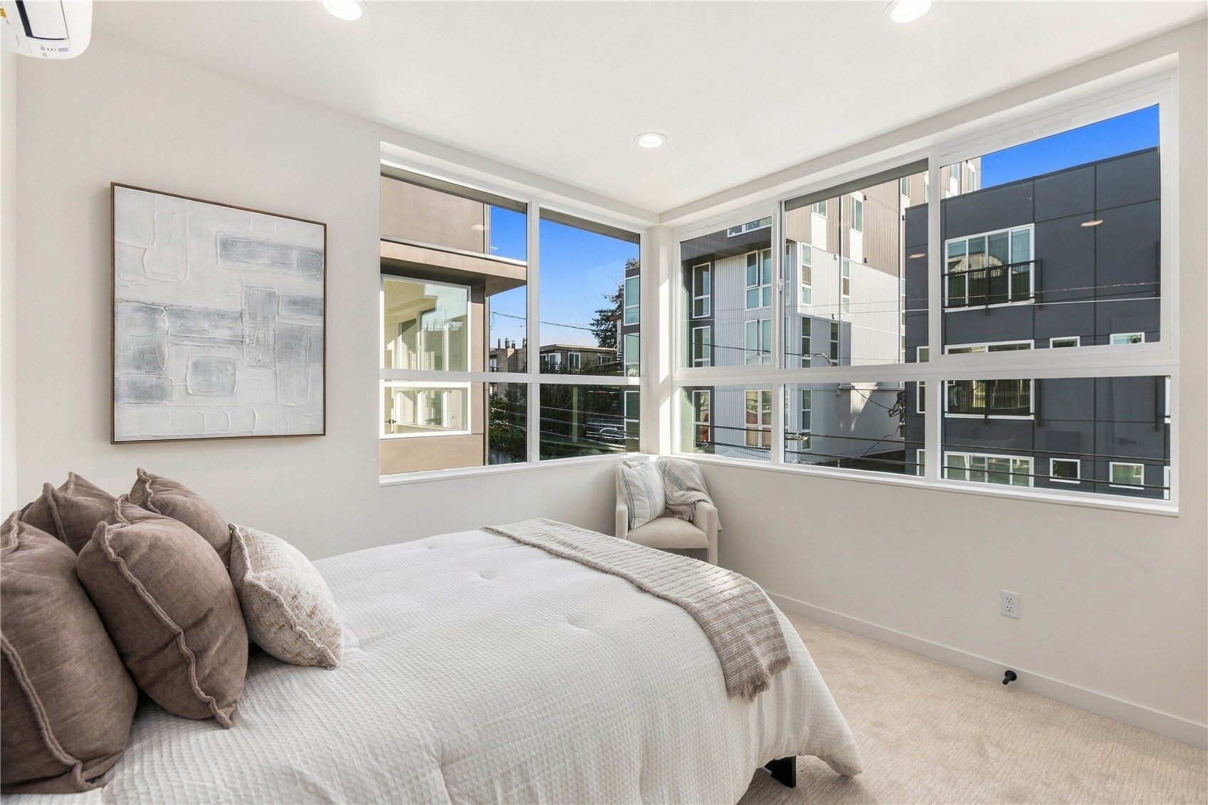2328 Franklin Avenue E Unit: H