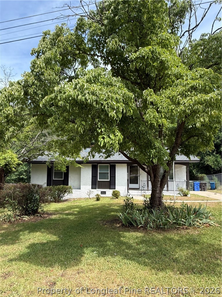 2006 Mango Circle