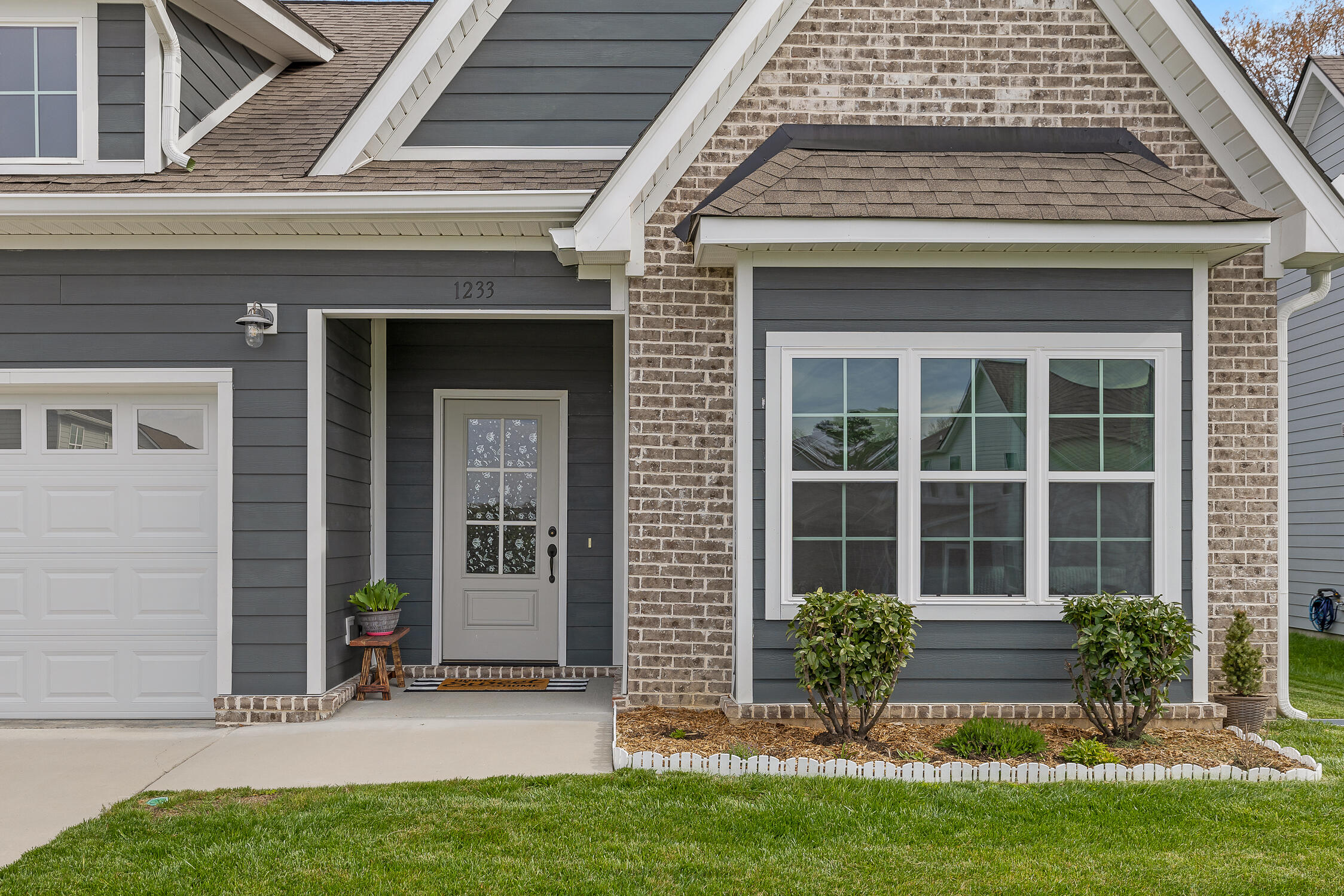 1233 Baldwin Field Circle