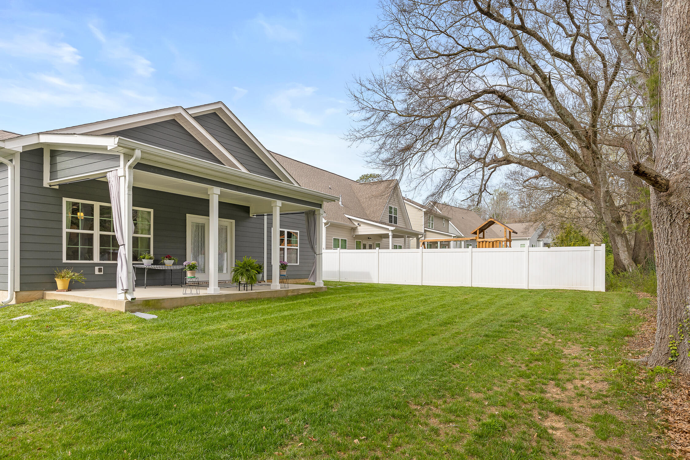 1233 Baldwin Field Circle