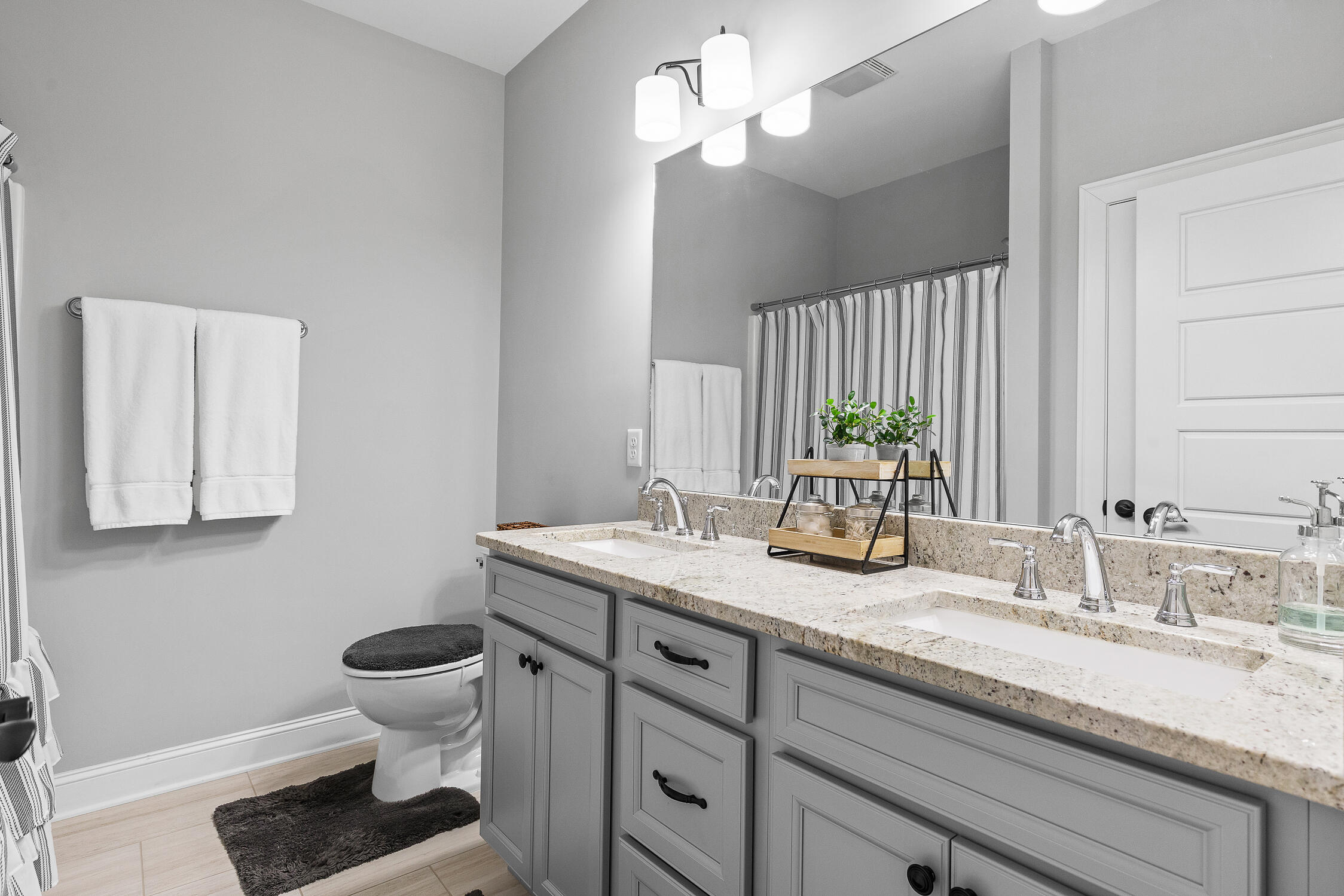 1233 Baldwin Field Circle