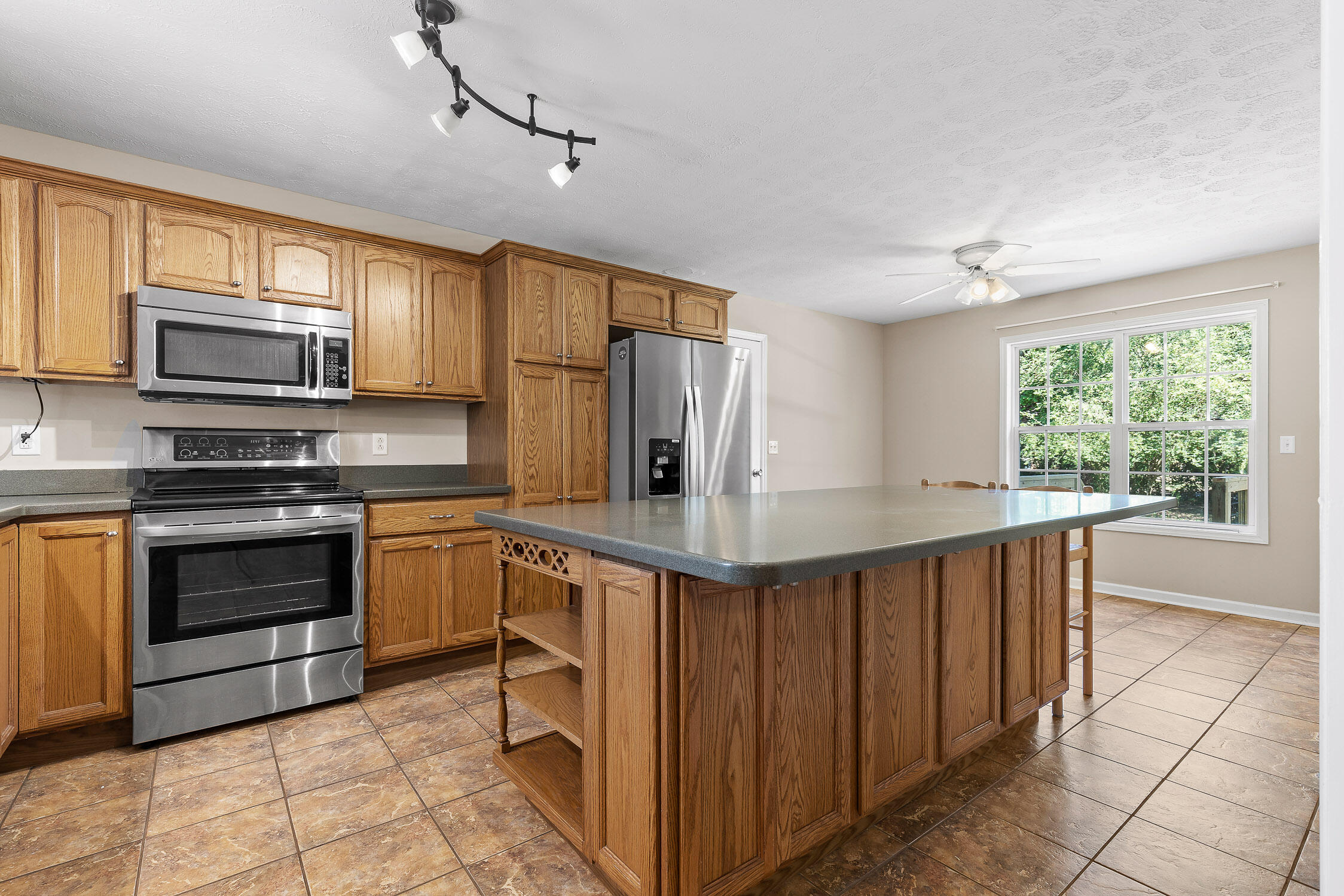 7713 Elizabeth Way Drive