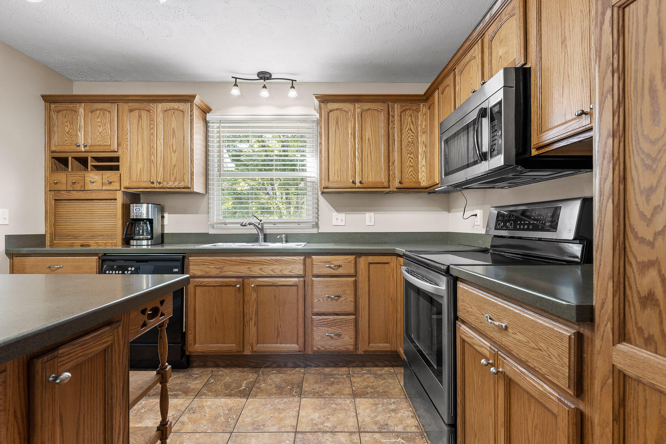 7713 Elizabeth Way Drive