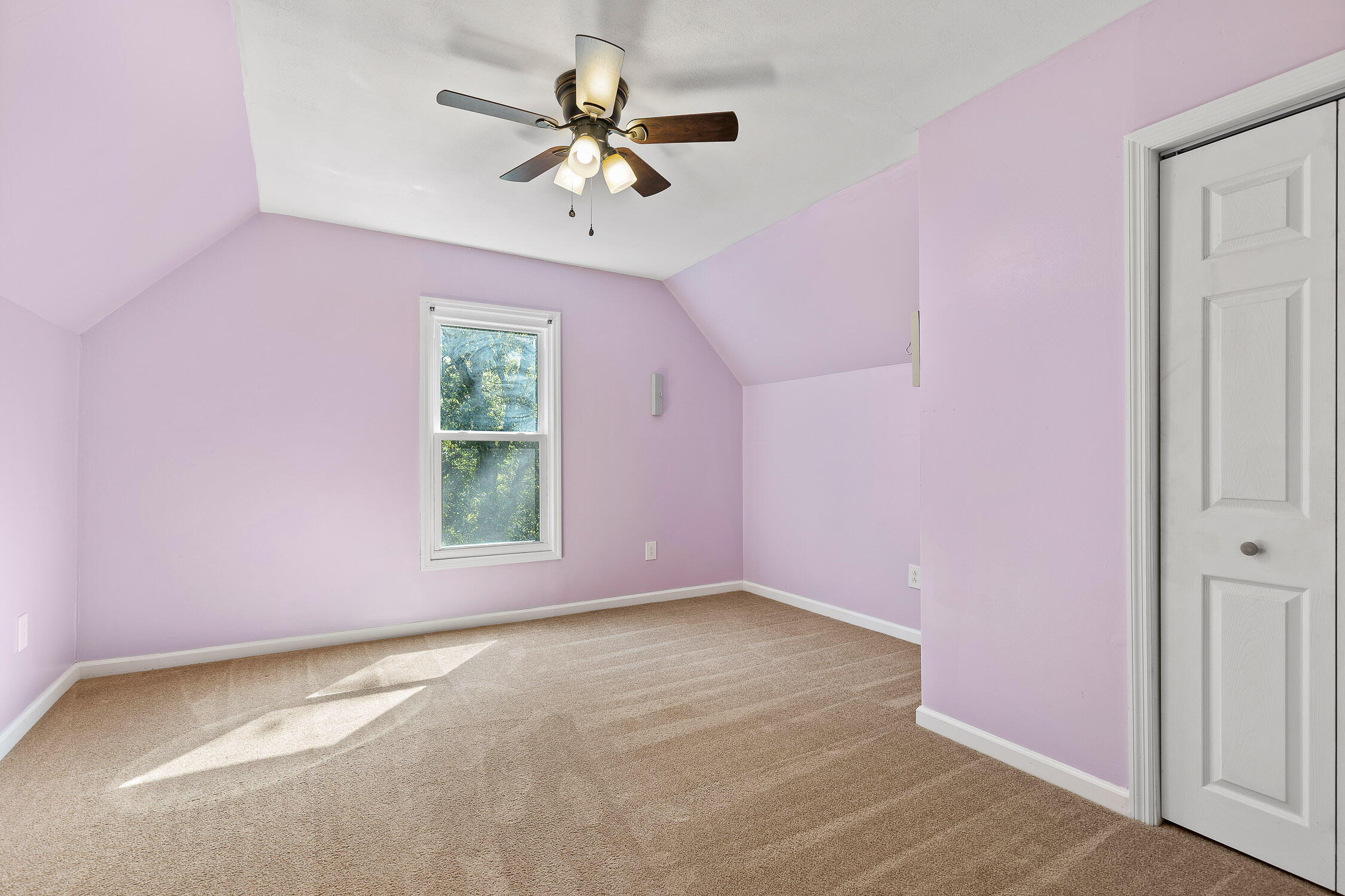 7713 Elizabeth Way Drive