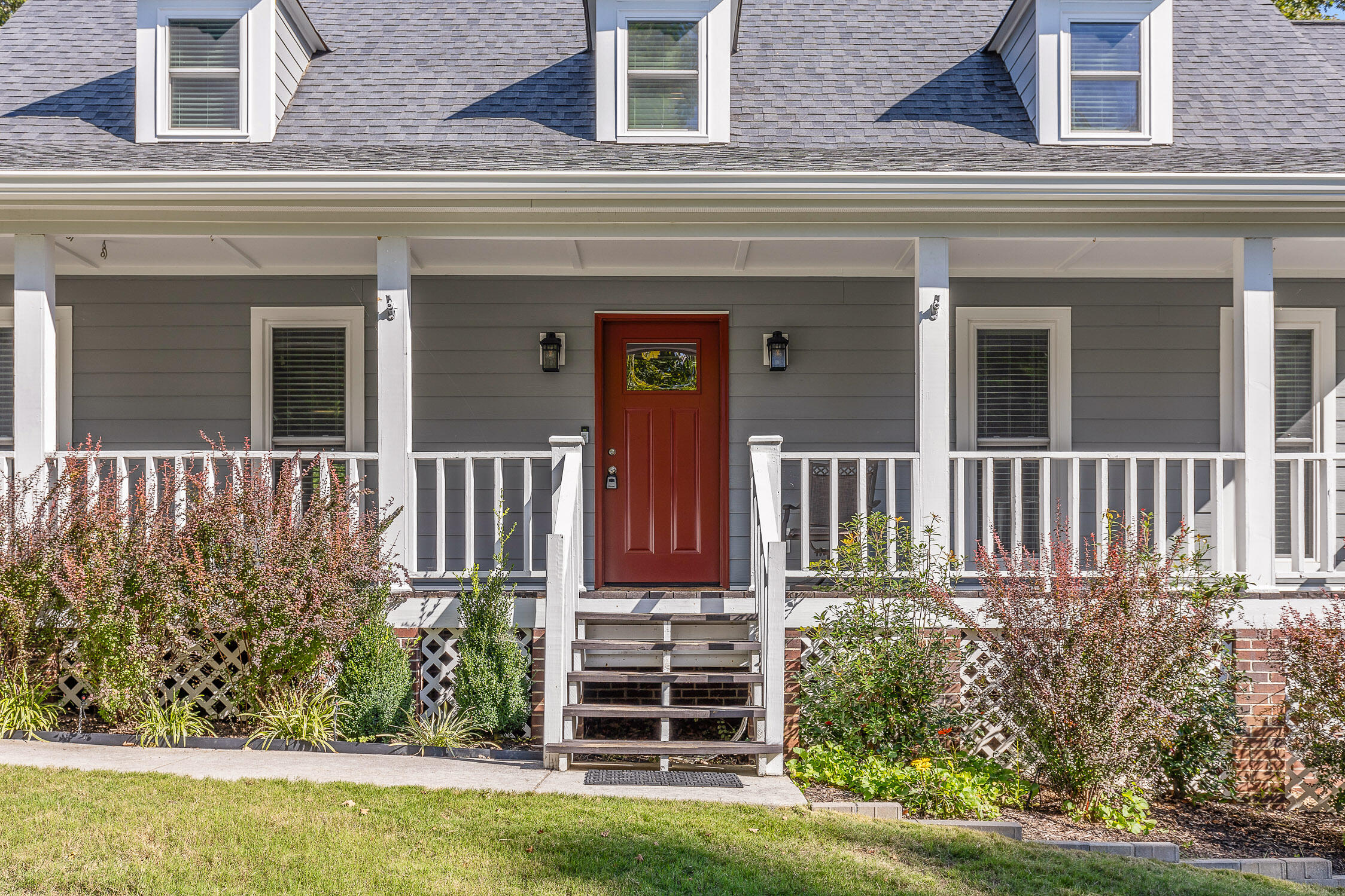 7713 Elizabeth Way Drive