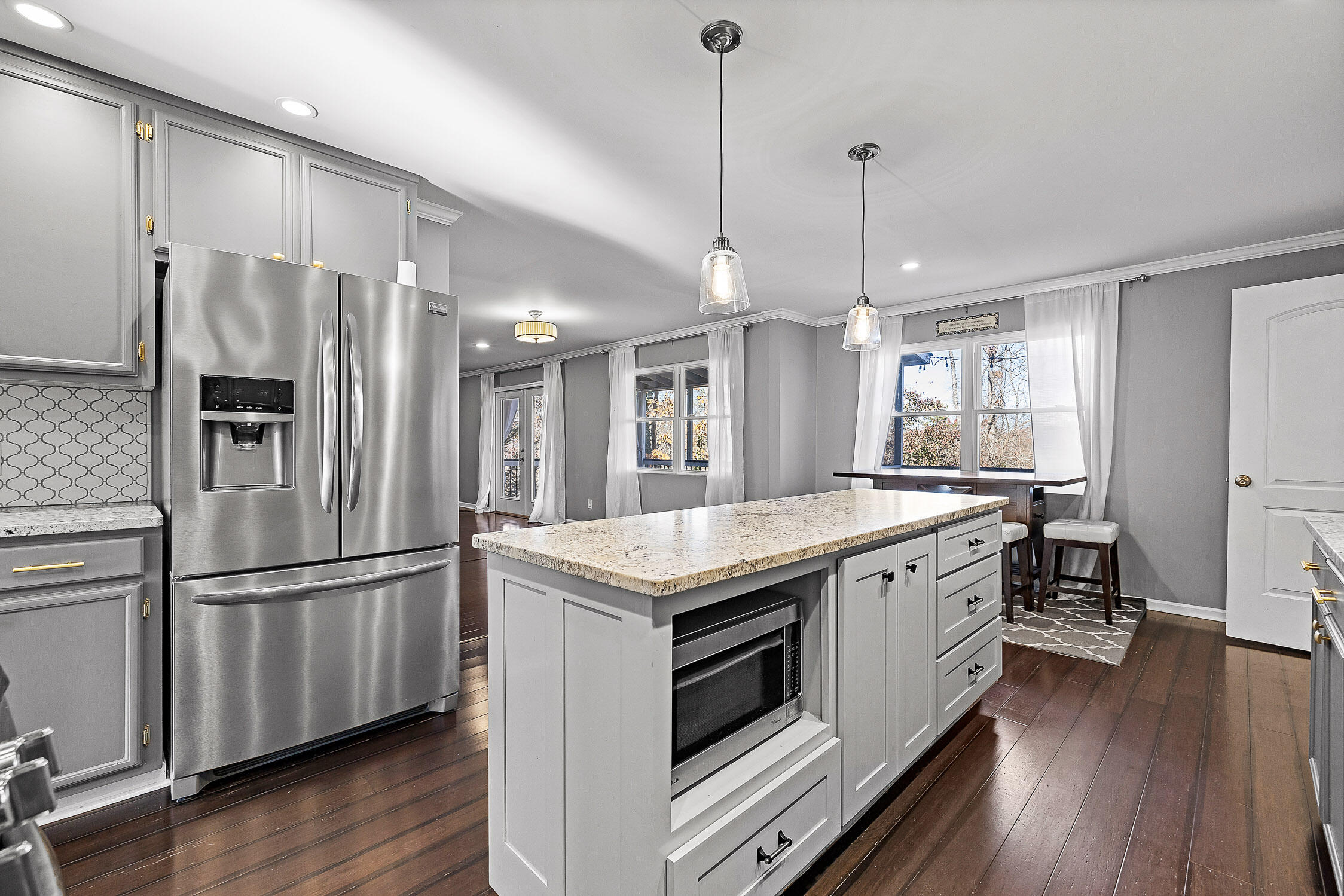 822 Stone Crest Circle