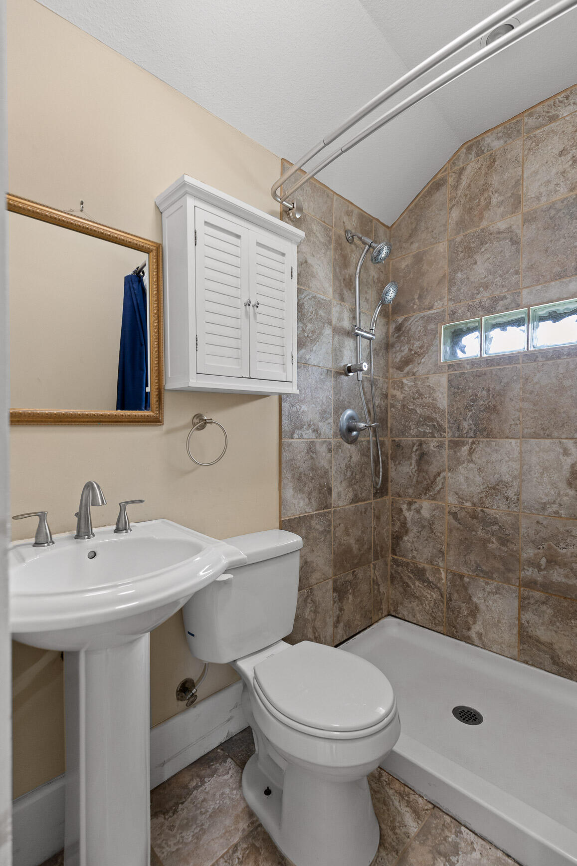 5720 Saint Elmo Avenue